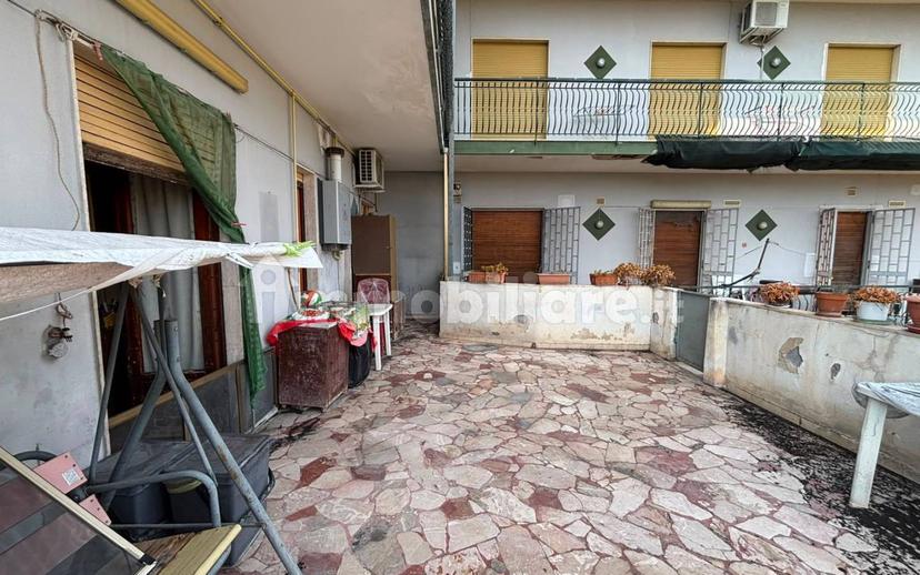 Quadrilocale via Portella della Ginestra, Centro, Misterbianco — foto 17 di 33