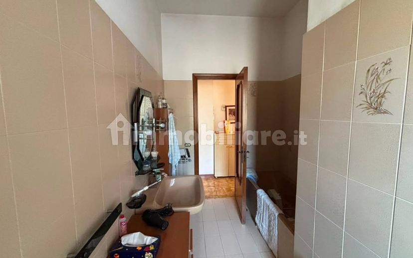 Quadrilocale via Portella della Ginestra, Centro, Misterbianco — foto 13 di 33