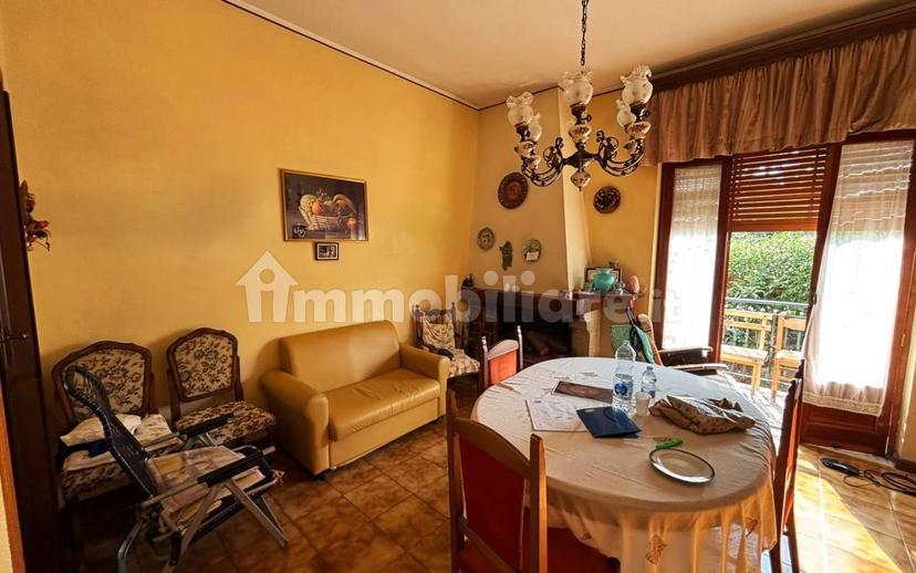 Quadrilocale via Portella della Ginestra, Centro, Misterbianco — foto 14 di 33