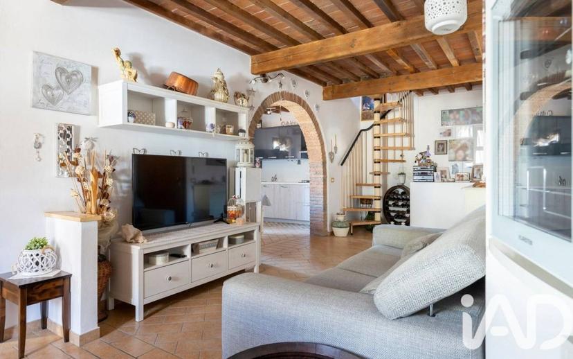Appartamento via Magenta 20, Centro, Ponsacco — foto 2 di 24