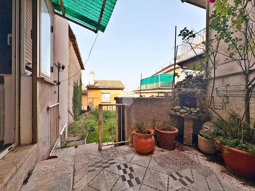 Terratetto plurifamiliare via della Rocca 15, Centro, Gualdo Tadino — foto 21 di 26