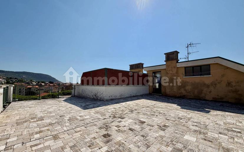Attico via Francesco Crispi, Centro, Pietra Ligure — foto 7 di 31