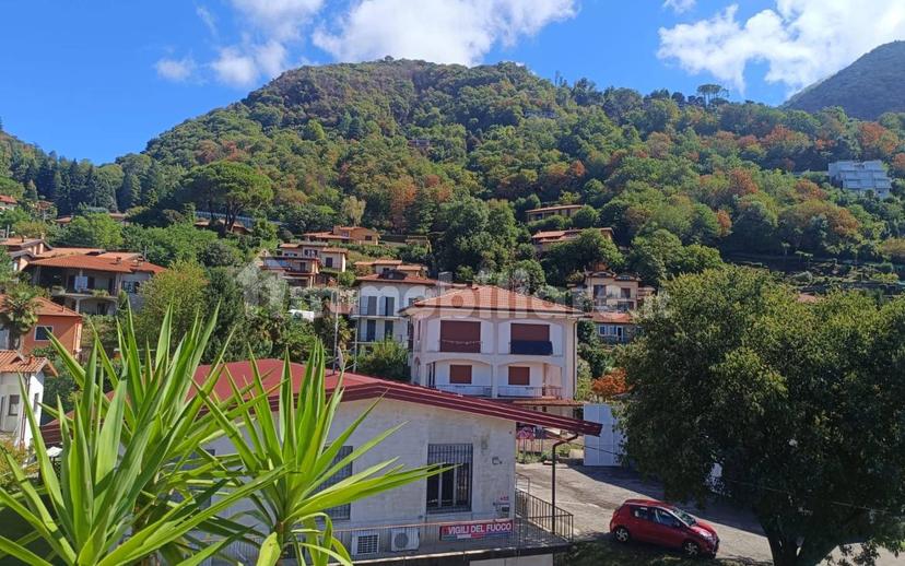 Quadrilocale buono stato, secondo piano, Laveno, Laveno-Mombello — foto 17 di 23