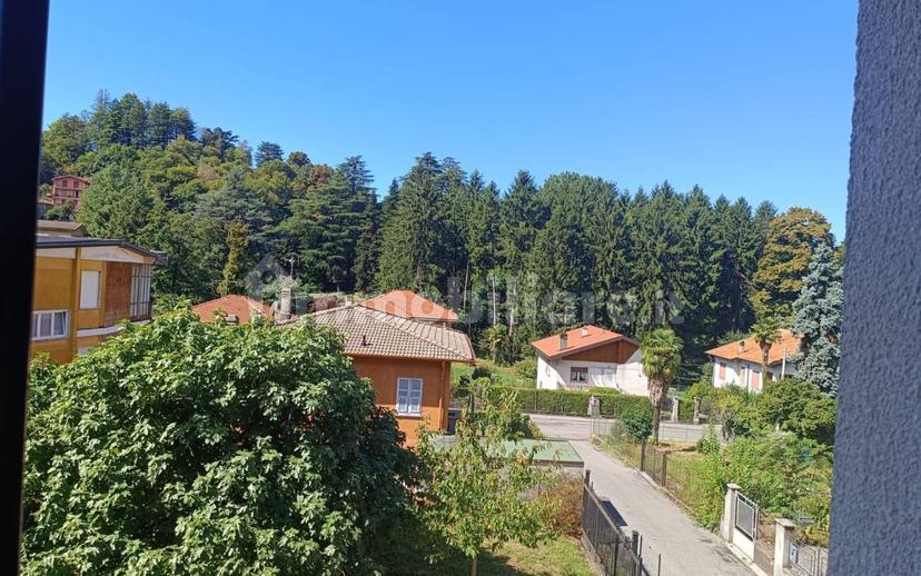 Quadrilocale buono stato, secondo piano, Laveno, Laveno-Mombello — foto 3 di 23