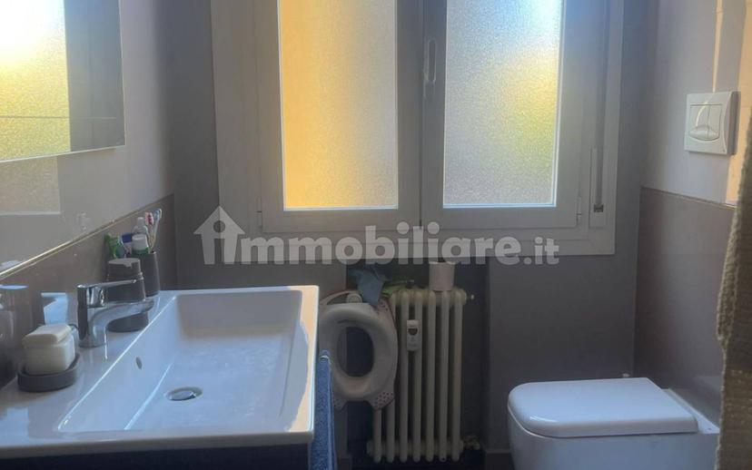 Trilocale via Don Giovanni Minzoni, Centro, Castel San Pietro Terme — foto 6 di 9