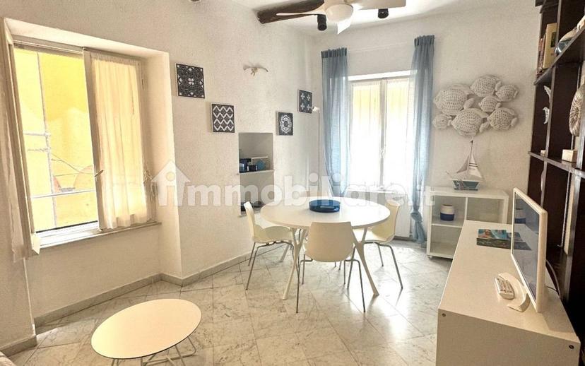 Trilocale salita del Priaro 17, Centro, Camogli — foto 4 di 20