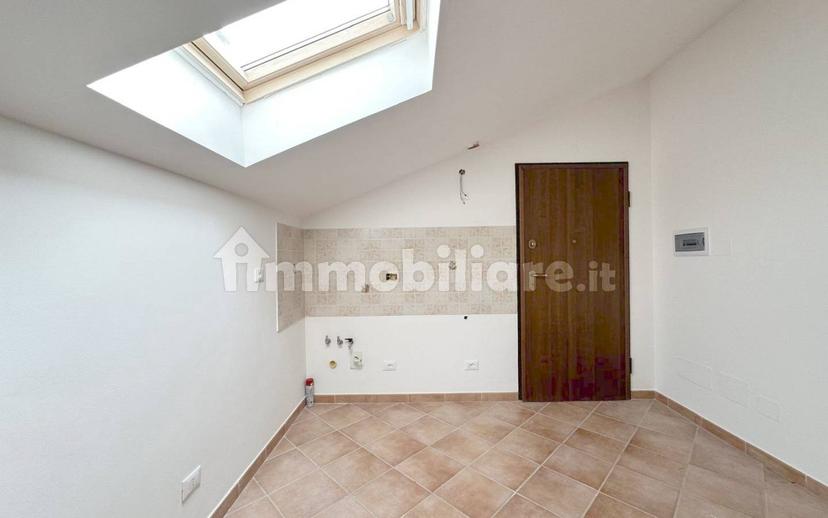 Bilocale via Monte Romanella 12, Centro, Avezzano