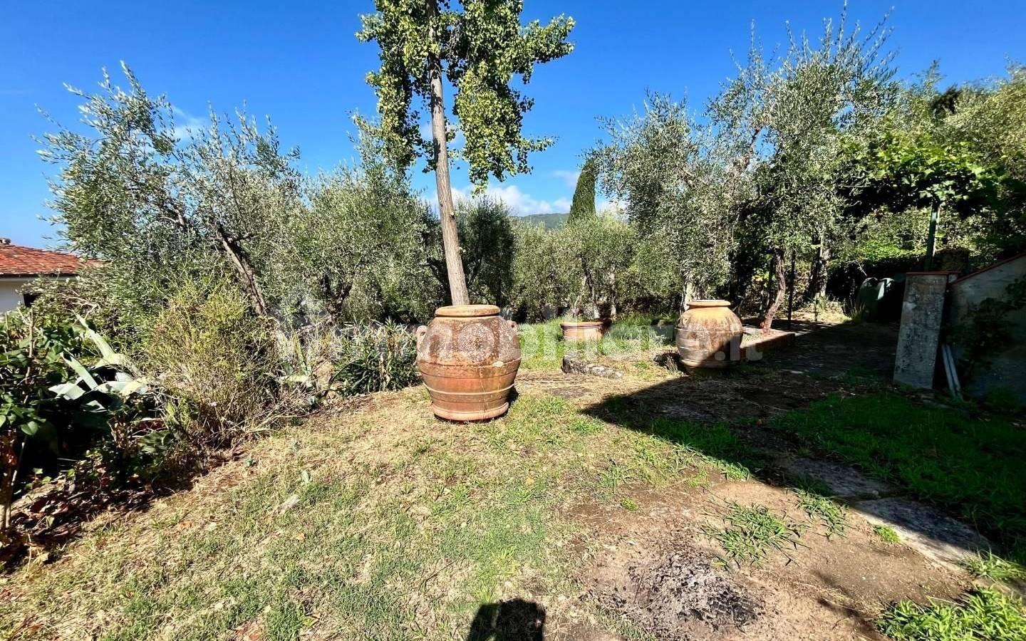 Villa unifamiliare, buono stato, 147 m², Uzzano