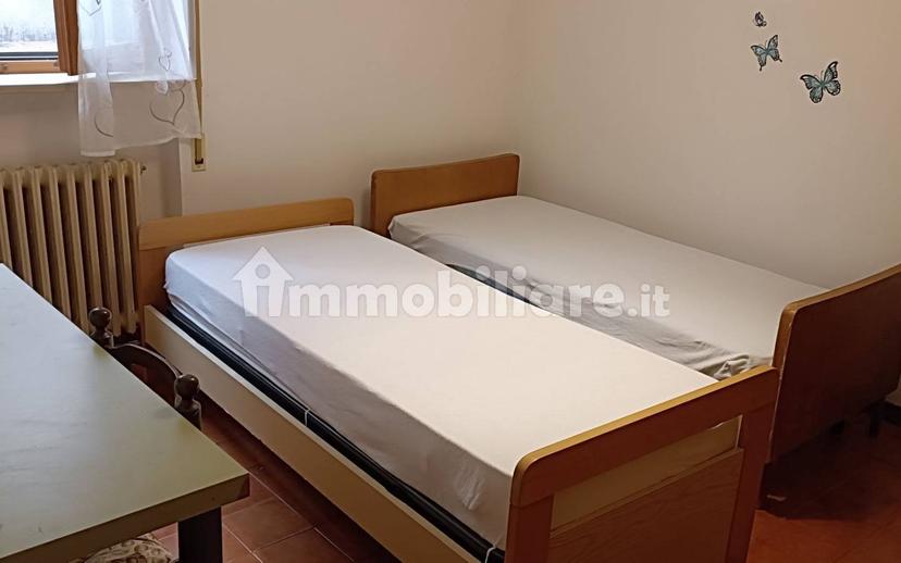 Stanza singola Circonvallazione Giro dei Debitori 45, Urbino — foto 5 di 8