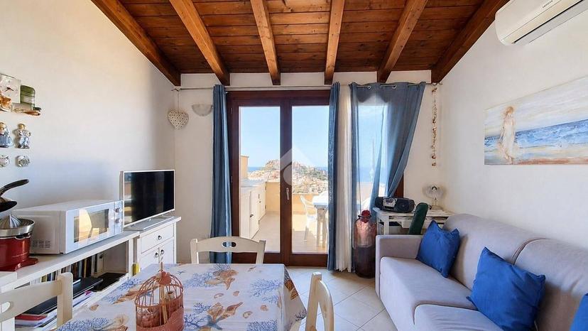 Bilocale via Eleonora D'Arborea 105, Centro, Castelsardo — foto 17 di 37
