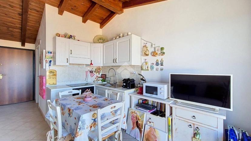 Bilocale via Eleonora D'Arborea 105, Centro, Castelsardo — foto 2 di 37
