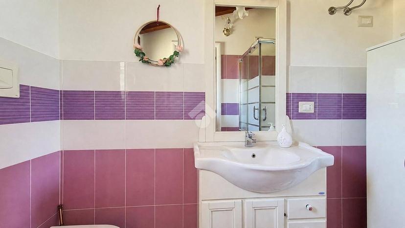 Bilocale via Eleonora D'Arborea 105, Centro, Castelsardo — foto 13 di 37