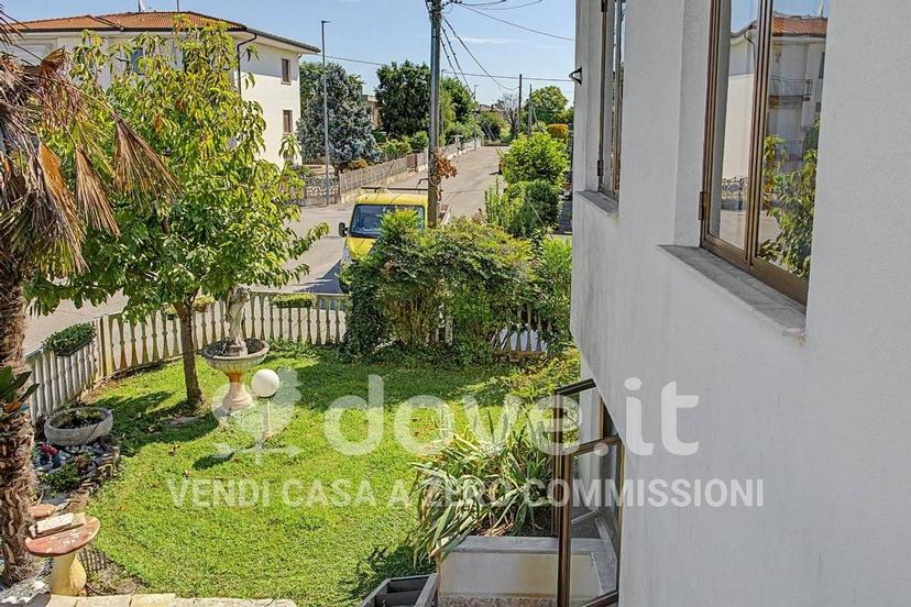 Villa unifamiliare via G. Parini 4, Centro, Legnago — foto 6 di 52