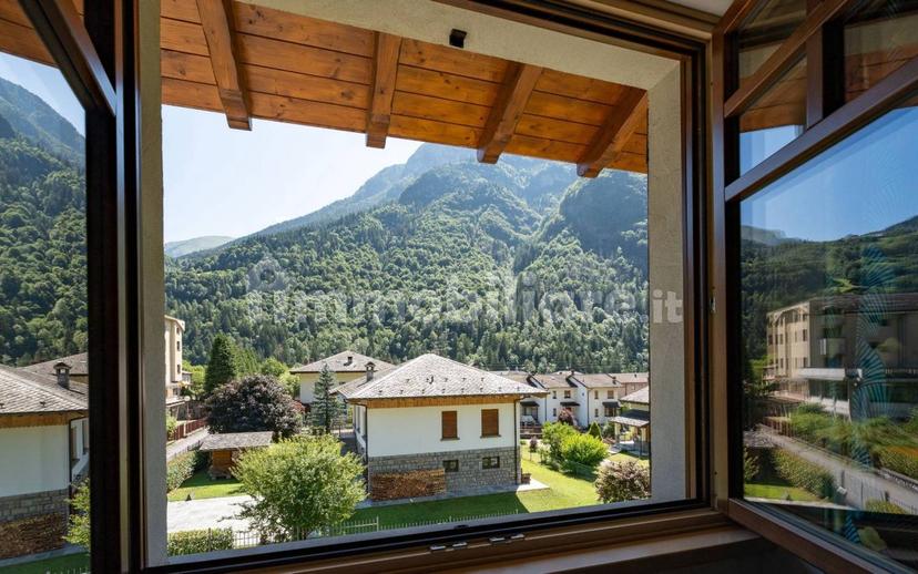 Quadrilocale via Gaetano Donizetti 4, Centro, Gromo — foto 4 di 28