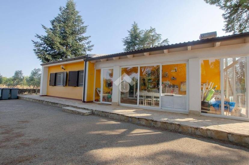 Villa unifamiliare Str. Vicinale delle Quote Magnati 720, Gioia del Colle — foto 31 di 43