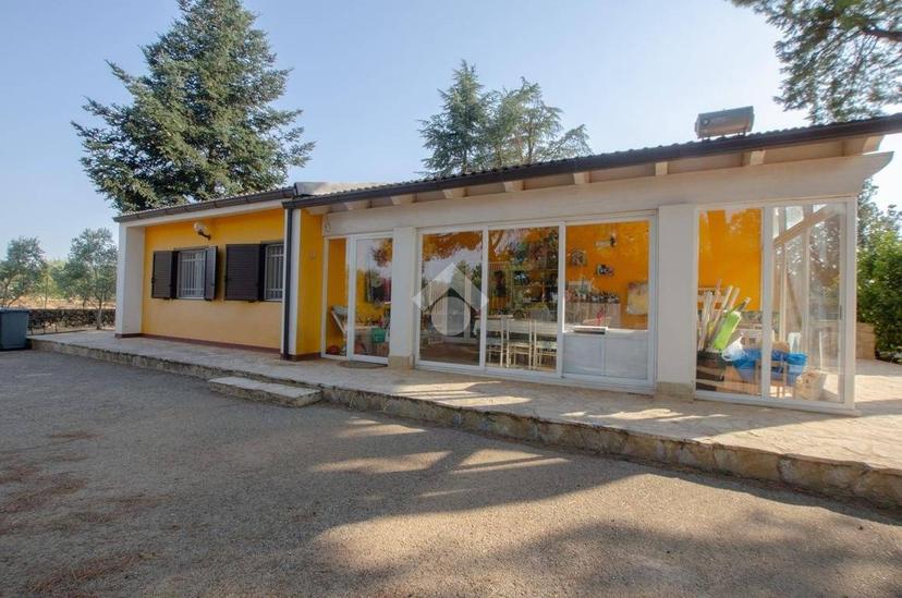 Villa unifamiliare Str. Vicinale delle Quote Magnati 720, Gioia del Colle — foto 21 di 43