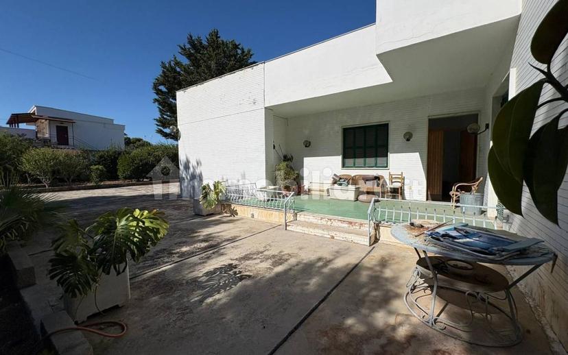 Villa unifamiliare Strada Scizza o Scizze 4, Torre a Mare, Bari — foto 10 di 16