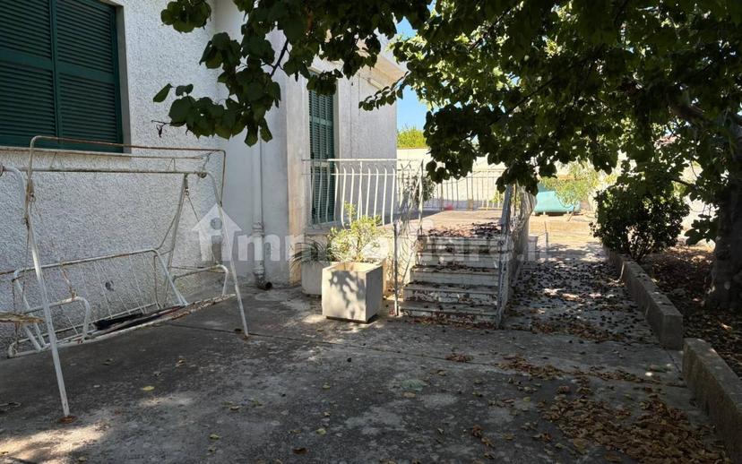 Villa unifamiliare Strada Scizza o Scizze 4, Torre a Mare, Bari — foto 9 di 16
