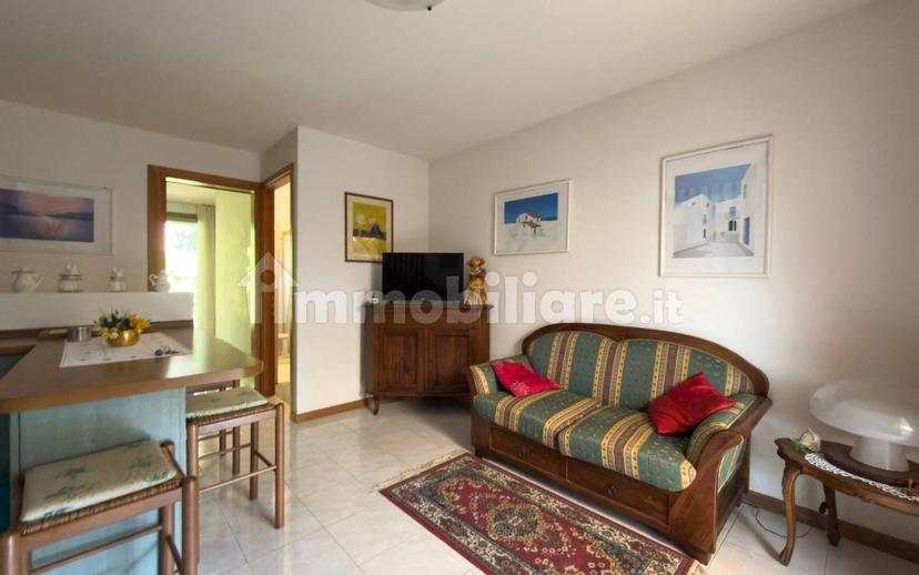 Villa a schiera via Raggio di Giove 2, Centro, Lignano Sabbiadoro