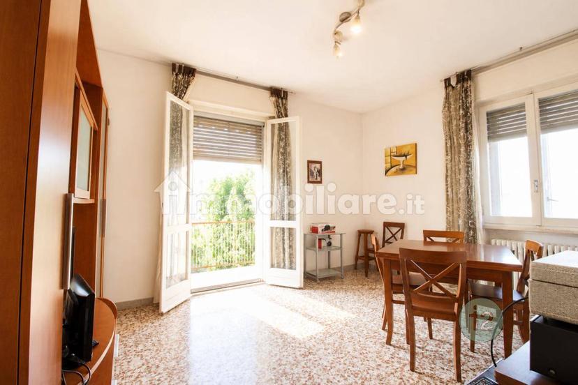 Trilocale via Carlo Goldoni, Centro, Mirandola — foto 12 di 20