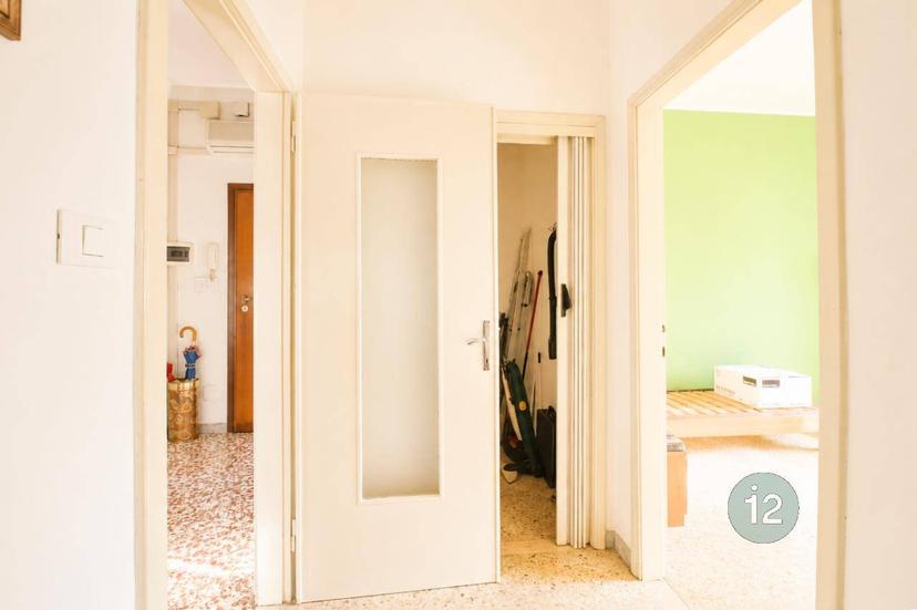 Trilocale via Carlo Goldoni, Centro, Mirandola — foto 9 di 20
