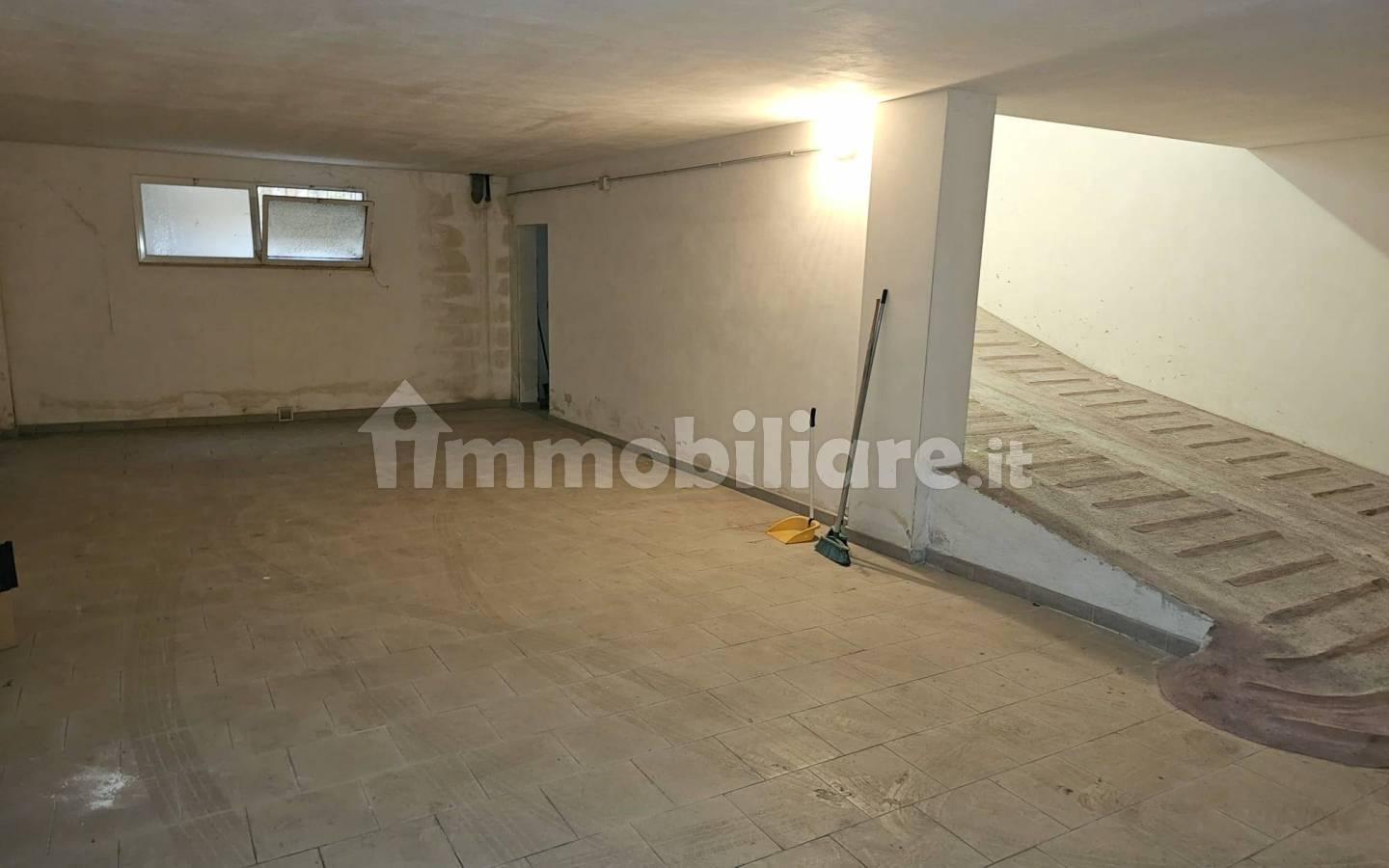 Quadrilocale via Principe di Napoli 95, Polignano a Mare