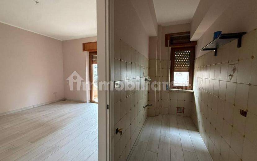 Trilocale via Ruggero Grieco 27, Centro, Avezzano — foto 16 di 20
