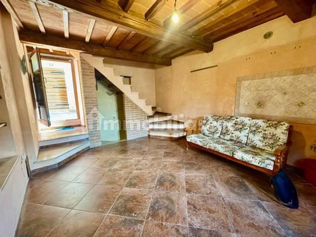 Quadrilocale via della Peschiera, Centro, Asciano — foto 8 di 22