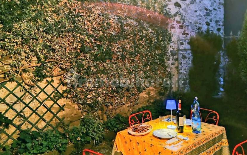 Bilocale buono stato, piano terra, Centro, Pella — foto 2 di 13