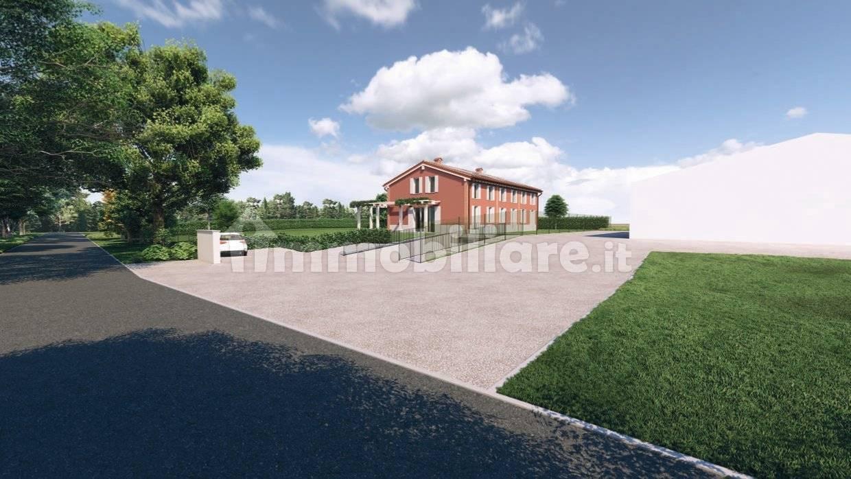 Villa a schiera Strada Campirolo, Collecchio
