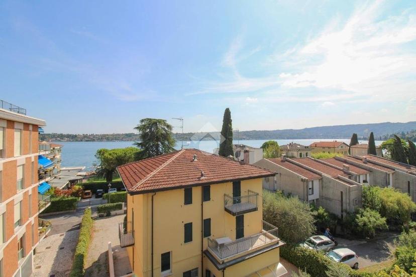Quadrilocale via Spiaggia D'Oro, Centro, Salò — foto 41 di 42