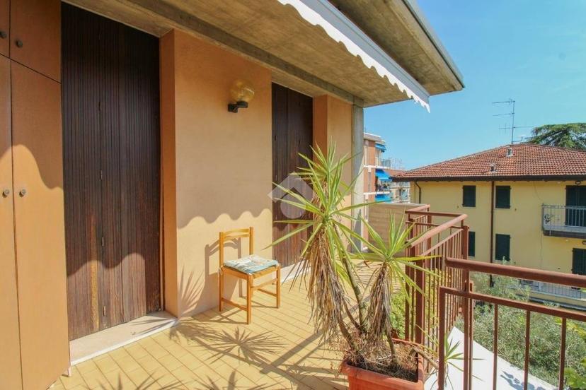 Quadrilocale via Spiaggia D'Oro, Centro, Salò — foto 13 di 42