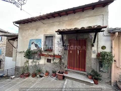 Trilocale via Del Cipresso, 3, Centro, Soriano nel Cimino — foto 10 di 20