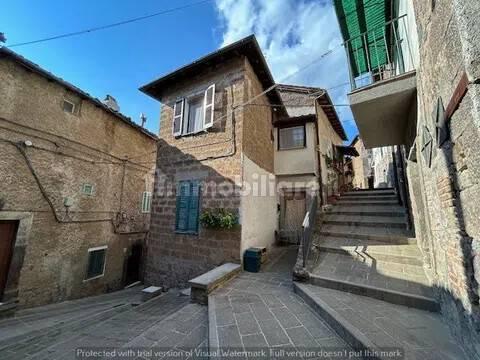 Trilocale via Del Cipresso, 3, Centro, Soriano nel Cimino — foto 13 di 20