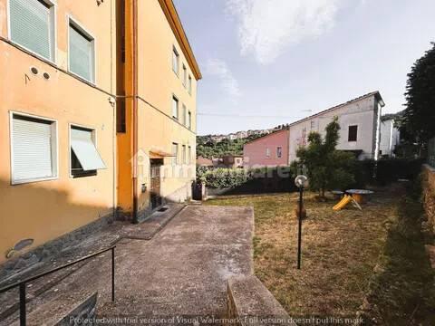 Quadrilocale viale Ernesto Monaci, 150, Centro, Soriano nel Cimino