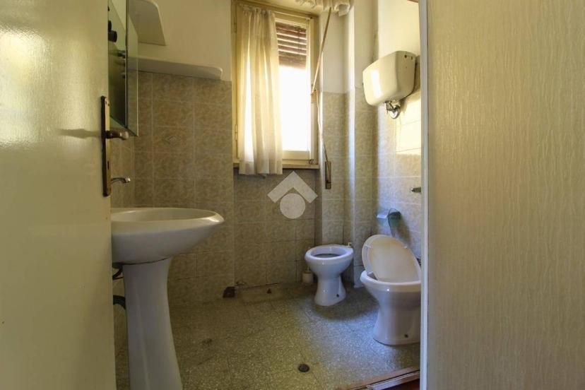 Trilocale viale treviri 165, Ascoli Piceno — foto 7 di 15