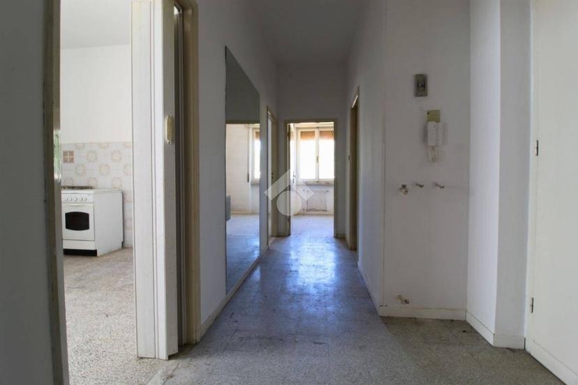Trilocale viale treviri 165, Ascoli Piceno — foto 3 di 15