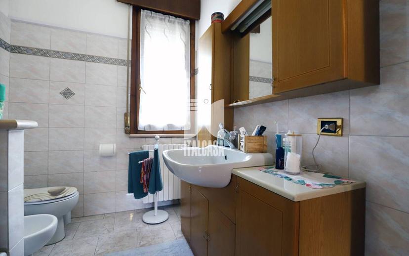 Villa unifamiliare via G. Boselli, Castelbelforte — foto 8 di 43