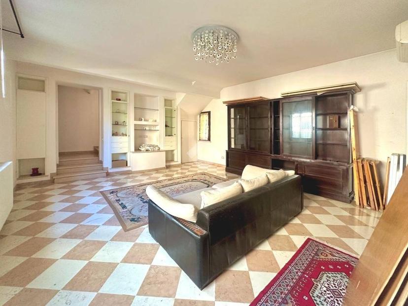 Villa bifamiliare via Domenica Baccarini 1, Centro, Campagnola Emilia