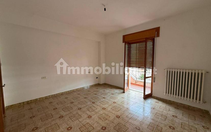 Trilocale via Ruggero Grieco 27, Centro, Avezzano — foto 13 di 18
