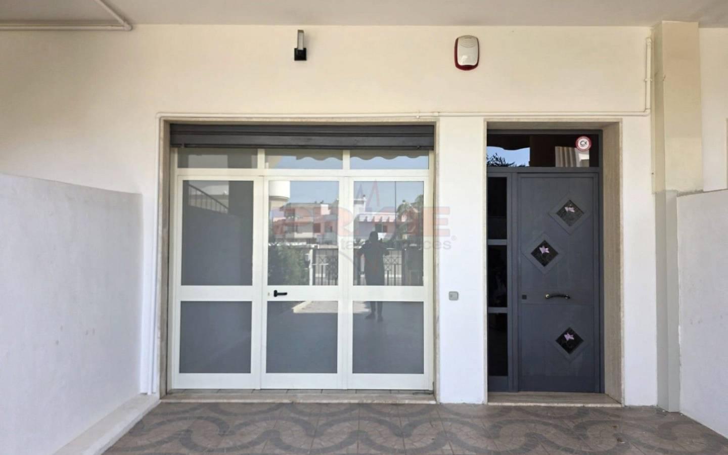 Villa unifamiliare via Sandro Pertini 19, Centro, Parabita