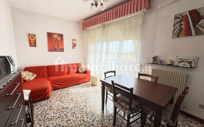 Trilocale buono stato, secondo piano, Podenzano — foto 3 di 20