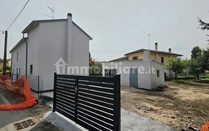 Terratetto unifamiliare via Serragli, Centro, Piacenza d'Adige — foto 4 di 19
