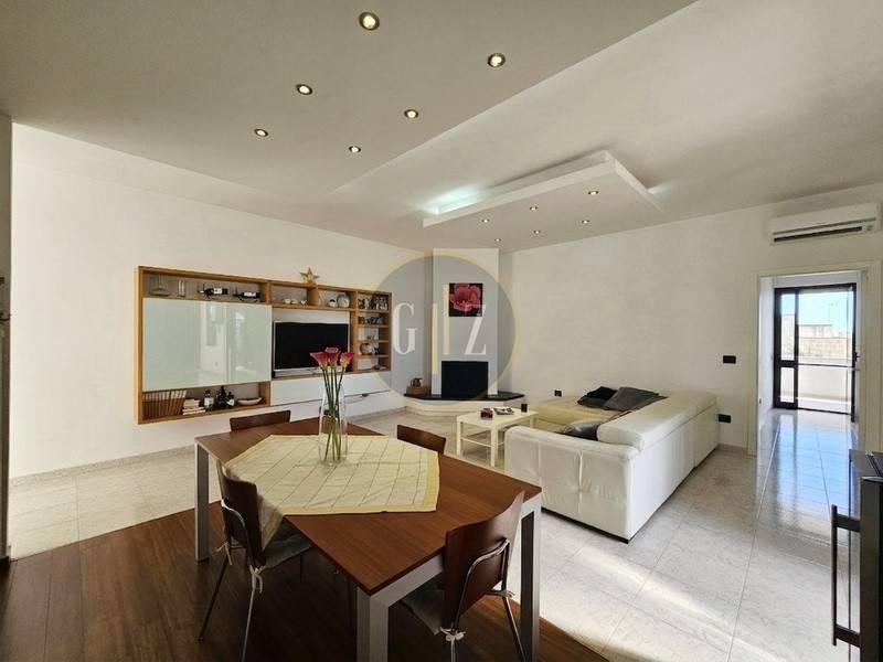 Appartamento via Salvo D'Acquisto 42, Calimera — foto 19 di 33