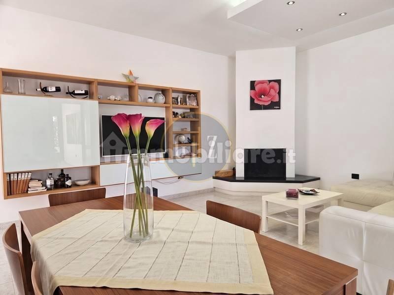 Appartamento via Salvo D'Acquisto 42, Calimera — foto 31 di 33