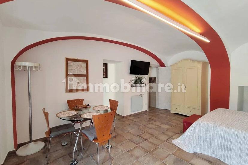 Cascina, ottimo stato, 280 m², La Morra — foto 28 di 39