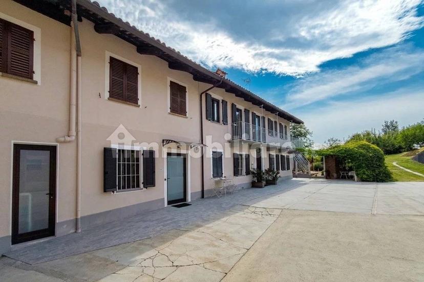 Cascina, ottimo stato, 280 m², La Morra — foto 19 di 39