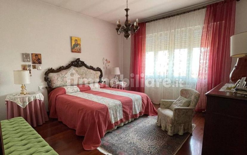 Villa bifamiliare via Giacomo Puccini, Centro, Montegrotto Terme — foto 13 di 31