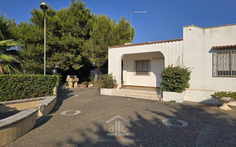 Villa unifamiliare via dei garofani 17, Borgo Grappa - Villaggio Gelsi, Lecce — foto 28 di 42