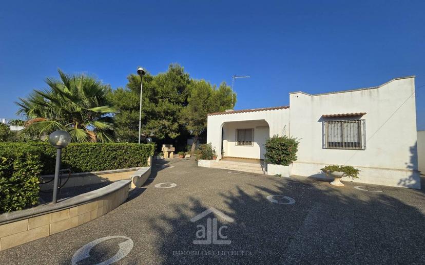 Villa unifamiliare via dei garofani 17, Borgo Grappa - Villaggio Gelsi, Lecce — foto 7 di 42